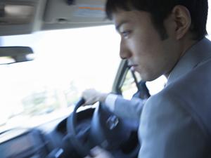 5層構造の自動車カバーを使用する特徴